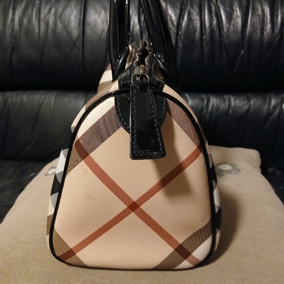 Authentic Burberry Chester Nova Check Patent Bowling Bag Black - Picture 5 of 13